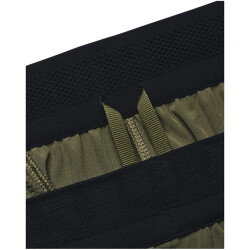 UNDER ARMOUR PEAK Woven Shorts Herren 390 - marine od green/black S