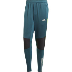 adidas Tiro 23 Competition Winterized Trainingshose...