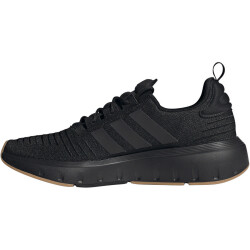 adidas Swift Run Sneaker Herren A0QM - cblack/cblack/gum3 40