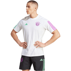 adidas FC Bayern München Tiro 23 Fanshirt Herren...