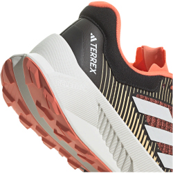 adidas TERREX Soulstride Flow Trailrunning-Laufschuhe Damen A0QM - cblack/crywht/impora 39 1/3