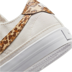NIKE Court Legacy Canvas Sneaker Damen