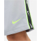 NIKE Sportswear Repeat Shorts Herren 012 - wolf grey/volt XS