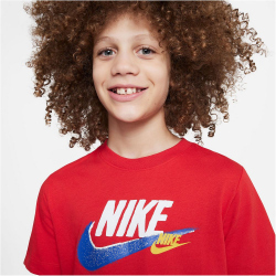 NIKE Sportswear Standard Issue T-Shirt Jungen 657 - university red M (137-147 cm)