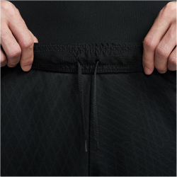 NIKE FC Liverpool Strike Dri-FIT Knit Fu&szlig;ballshorts Herren 012 - black/poison green/white S