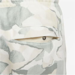NIKE Club Fleece French Terry Shorts Herren 034 - light silver/phantom/black L