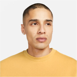 NIKE Club Fleece+ Brushed-Back Sweatshirt Herren 725 - wheat gold XS