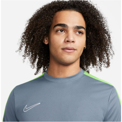 NIKE Academy Dri-FIT kurzarm Fu&szlig;ball Trainingsshirt...