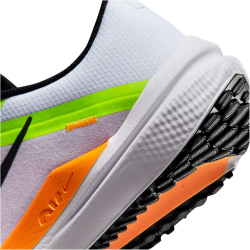 NIKE Winflo 10 Laufschuhe Herren 101 - white/black-volt-laser orange 49.5