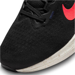 NIKE Winflo 10 Laufschuhe Herren 002 - black/bright crimson-obsidian-sail 42