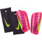 NIKE Mercurial Lite Fußball Schienbeinschoner 606 - pink spell/volt/gridiron M