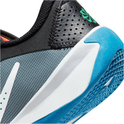 NIKE Omni Multi-Court Laufschuhe Kinder 006 - cool grey/photo blue-black-lt crimson 36