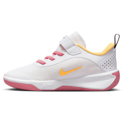 NIKE Omni Multi-Court Sneaker Kinder 102 - white/citron pulse-coral chalk-sea coral 30