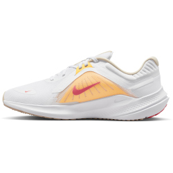 NIKE Quest 5 Laufschuhe Damen 102 - white/sea coral-sanddrift-topaz gold 38