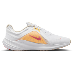 NIKE Quest 5 Laufschuhe Damen 102 - white/sea coral-sanddrift-topaz gold 38