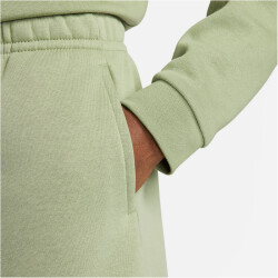 NIKE Sportswear Club Graphic Shorts Herren 386 - oil green/white/white XL