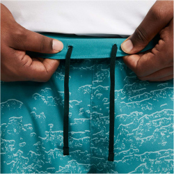 NIKE Dri-FIT Run Division Challenger 7" Laufshorts...