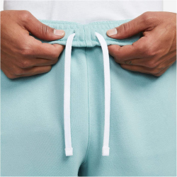 NIKE Sportswear Club Graphic Shorts Herren 309 - mineral/white/white XL