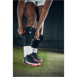 G-FORM Pro-S Blade Fußball Schienbeinschoner black...
