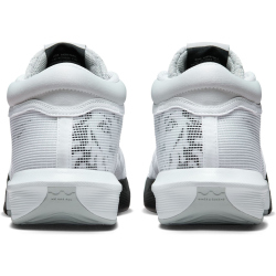 NIKE Lebron Witness VIII Basketballschuhe Herren