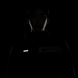 NIKE Unlimited Flash Repel Versatile Kapuzenjacke Herren 010 - black/reflective silv L