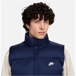 NIKE Club Therma-FIT Steppweste Herren 410 - midnight...