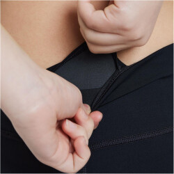 NIKE One Leak Protection: Perioden High-Waist 7" Radlerhose Mädchen 010 - black/anthracite/white M (137-146 cm)