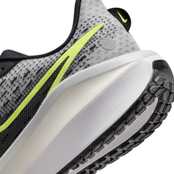 NIKE Vomero 17 Road Laufschuhe Herren 001 - black/volt-lt smoke grey-white 42