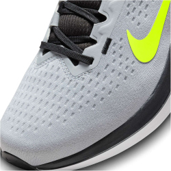 NIKE Winflo 10 Laufschuhe Herren 007 - wolf grey/volt-smoke grey-black 38.5