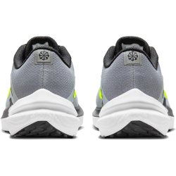 NIKE Winflo 10 Laufschuhe Herren 007 - wolf grey/volt-smoke grey-black 39