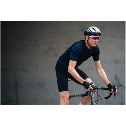 CRAFT Core Essence Bib kurze Fahrrad-Tr&auml;gerhose Herren