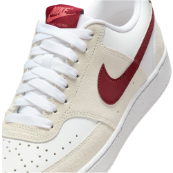NIKE Court Vision Low Sneaker Damen 100 - white/team red/adobe/dragon red 38.5