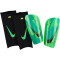 NIKE CR7 Mercurial Lite GRD Schienbeinschoner 398 - green strike/stadium green/black M