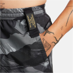 NIKE Form Dri-FIT 9" Versatile Shorts Herren 010 - black/black/white S
