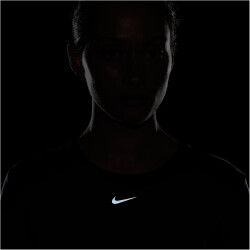 NIKE One Classic Dri-FIT kurzarm Fitness-Trainingsshirt Damen 010 - black/black XS