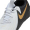 NIKE Jr. Phantom GX II Academy IC Hallen-Fußballschuhe Kinder 100 - white/black/mtlc gold coin 35