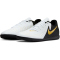 NIKE Phantom GX II Club IC Hallen-Fu&szlig;ballschuhe 100 - white/black/mtlc gold coin 40.5