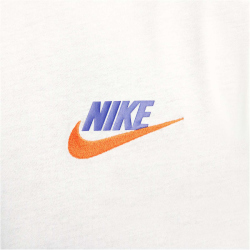 NIKE Sportswear Club+ T-Shirt Herren 133 - sail XS