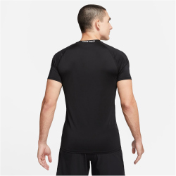 NIKE Pro Dri-FIT Slim kurzarm Trainingsshirt Herren 010 - black/white S