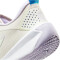 NIKE Omni Multi-Court Hallenschuhe Kinder 106 - lt orewood brn/barely volt/lilac bloom 39