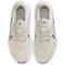 NIKE MC Trainer 2 Trainingsschuhe Damen 008 - light bone/black/white/smokey mauve 35.5
