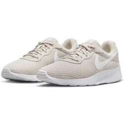 NIKE Tanjun Sneaker Damen 106 - lt orewood...