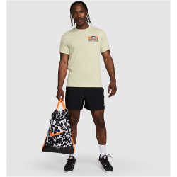 NIKE Brasilia Turnbeutel (18 Liter) 077 - lt smoke grey/black/total orange