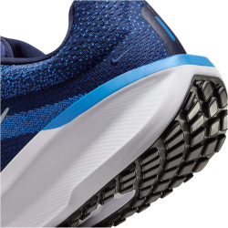 NIKE Winflo 11 Laufschuhe Herren