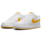 NIKE Court Vision Low Next Nature Sneaker Herren 100 - white/university gold 38.5