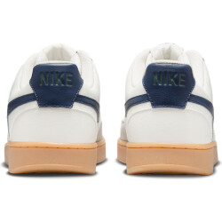 NIKE Court Vision Low Sneaker Herren 133 - sail/midnight navy-gum light brown 38.5