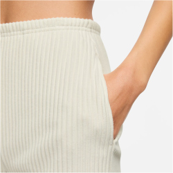 NIKE Sportswear Chill Knit High-Waist Slimfit 3" Shorts Damen 104 - lt orewood brn/lt orewood brn M