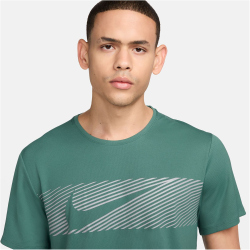 NIKE Miler Flash Dri-FIT UV kurzarm Laufshirt Herren 361...