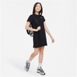 NIKE Sportswear T-Shirt Kleid M&auml;dchen 010 - black/white XL (156-166 cm)