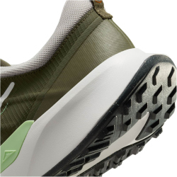NIKE Juniper Trail 2 Next Nature Trailrunning Schuhe Herren 200 - medium olive/summit white-lt iron ore 42.5